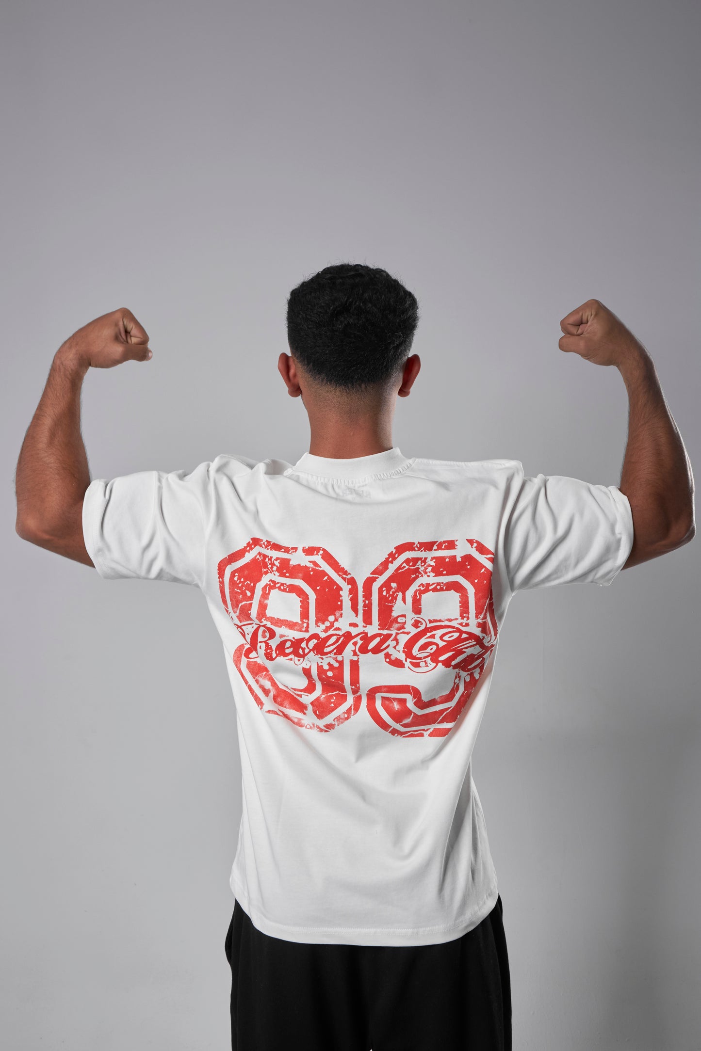 "99" white oversized T-shirt