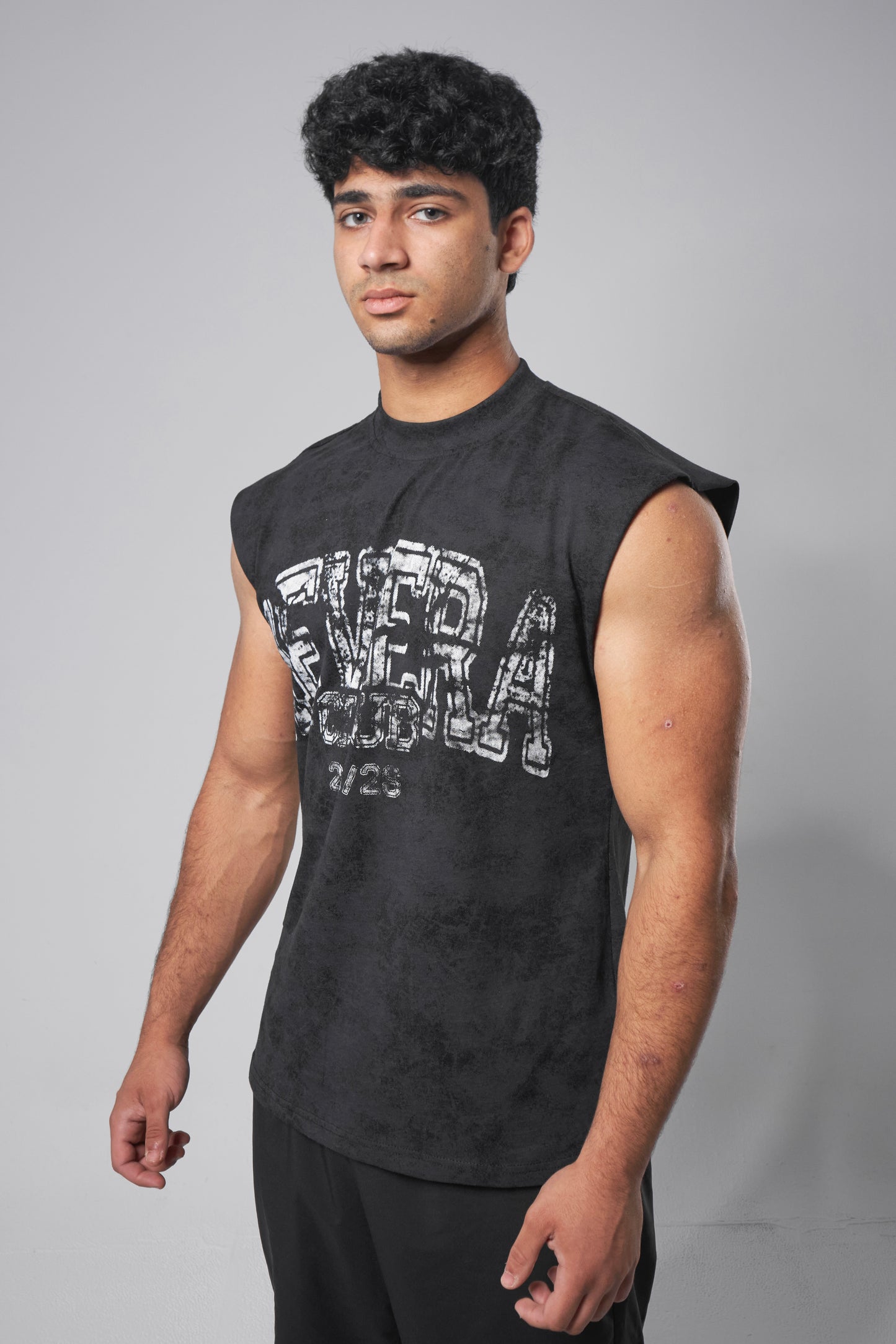 "25/26" washed black cut-off shirt