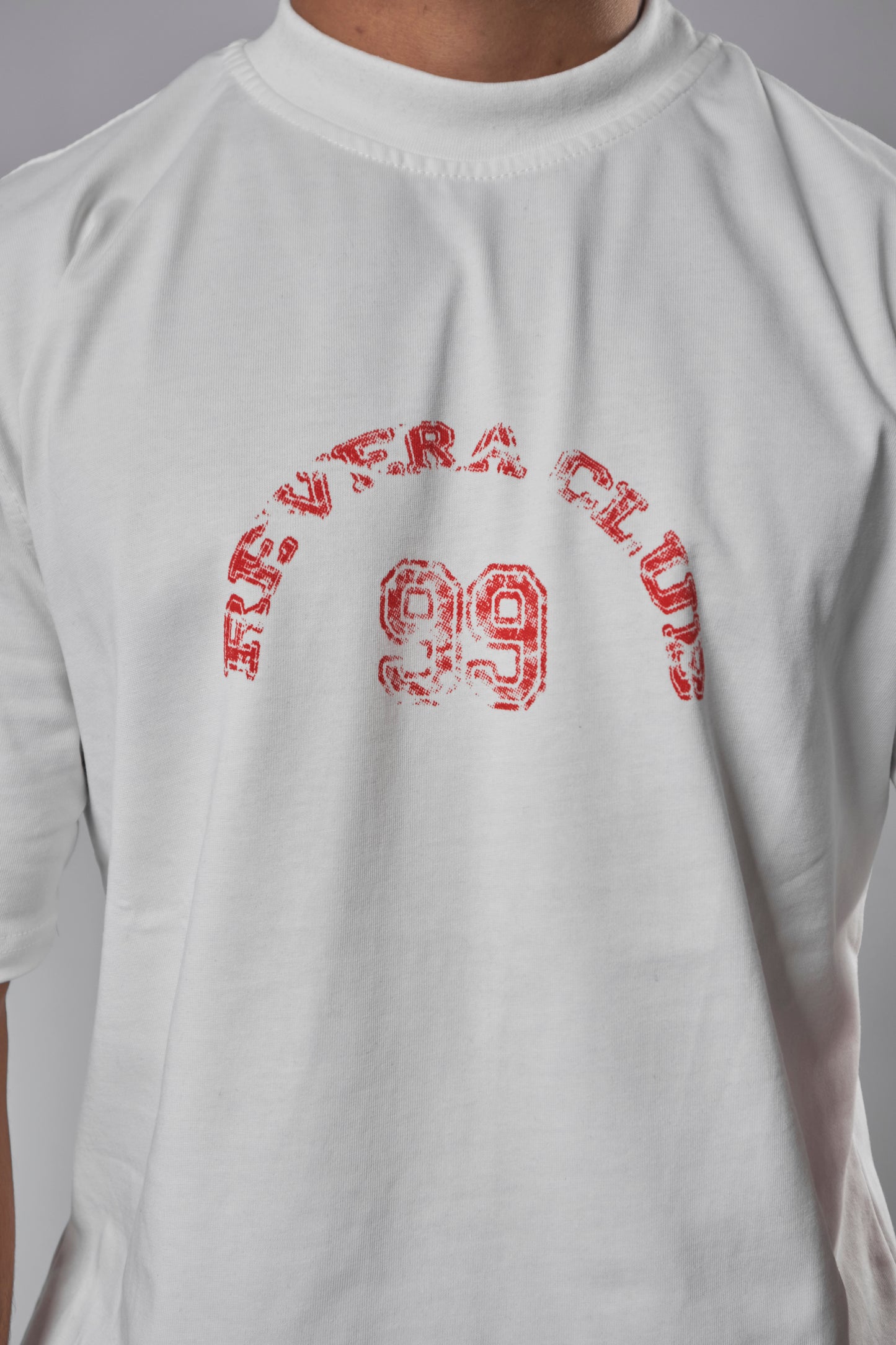 "99" white oversized T-shirt